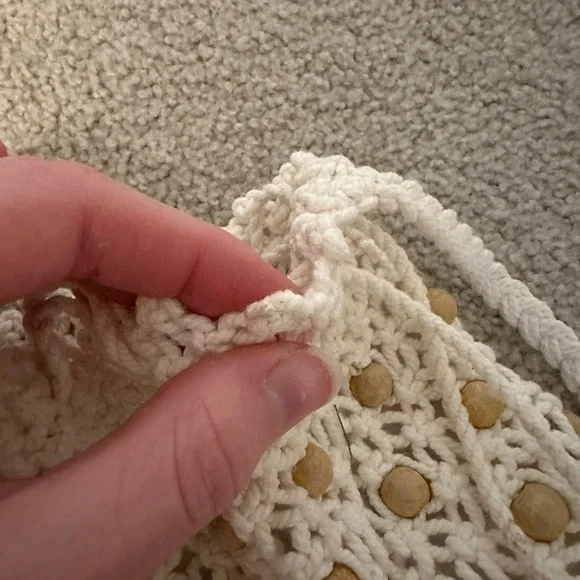 Adorable Woven Beaded Bag - Picture 12 of 14